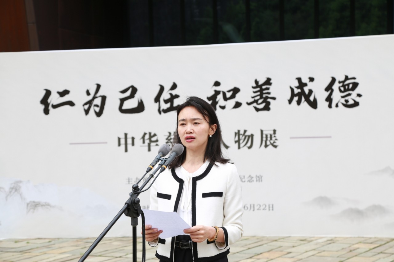 b29ff769d52728cc3e8b0f6631e436b.jpg